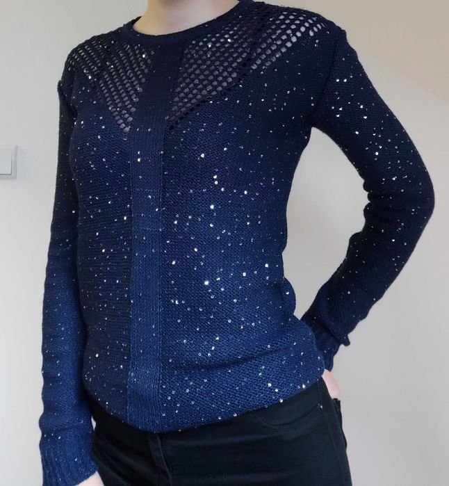 Granatowy sweter z cekinami NOWY