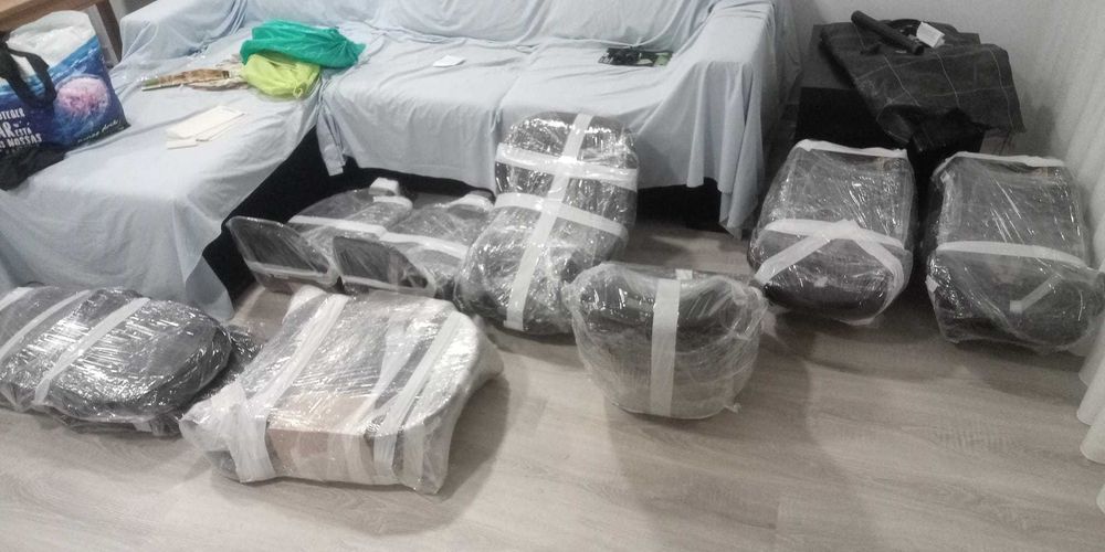 Carrinho de Bebé duplo gémeos  + 2 cadeira outo + 2  base isofix