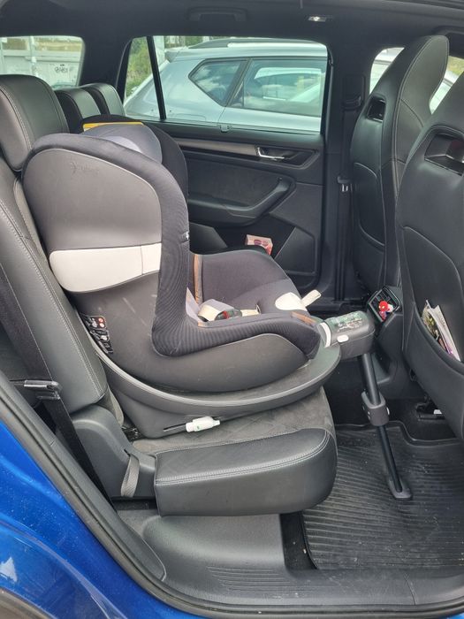 Cadeira Cybex Sirona M2 I-size com Isofix Base M incluída,