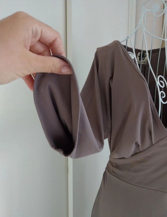Vestido | cor taupe | manga 3/4 | Ichi | Tamanho M | novo com etiqueta