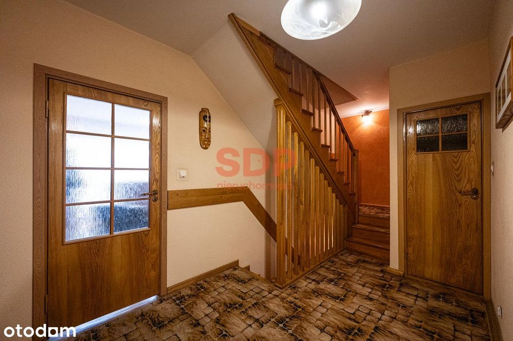 Dom z ogrodem i fotowoltaiką 6 kW | Garaż | Cicha część Wrocławia