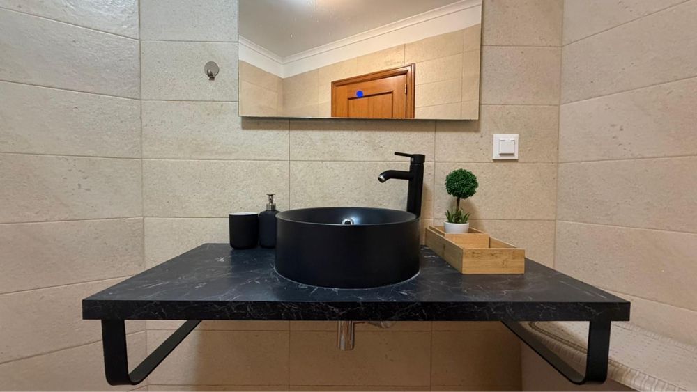 Quarto  em corroios