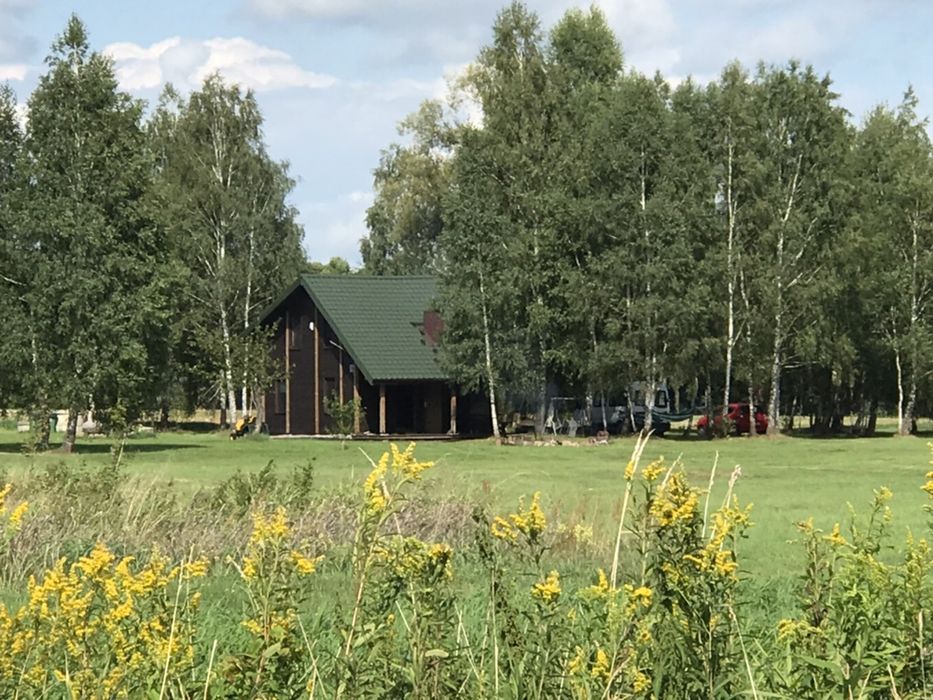 Duży dom domek nad rzeką k Warszawy domek kawalerski panieński