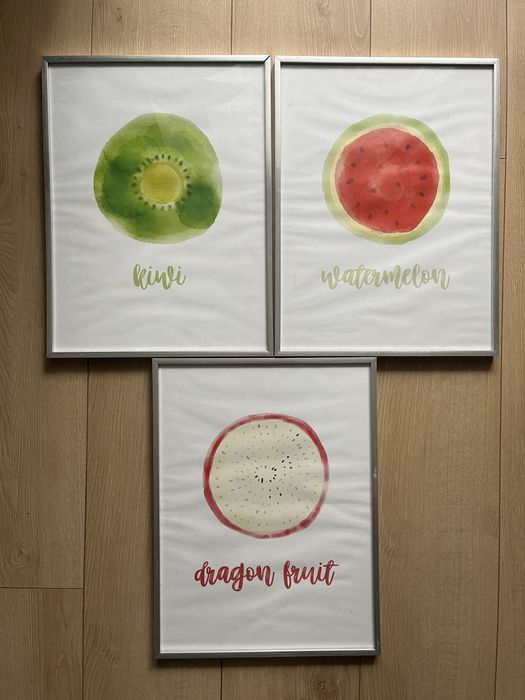Zestaw trzech plakatów do kuchni salonu owoce watercolor w ramach A3