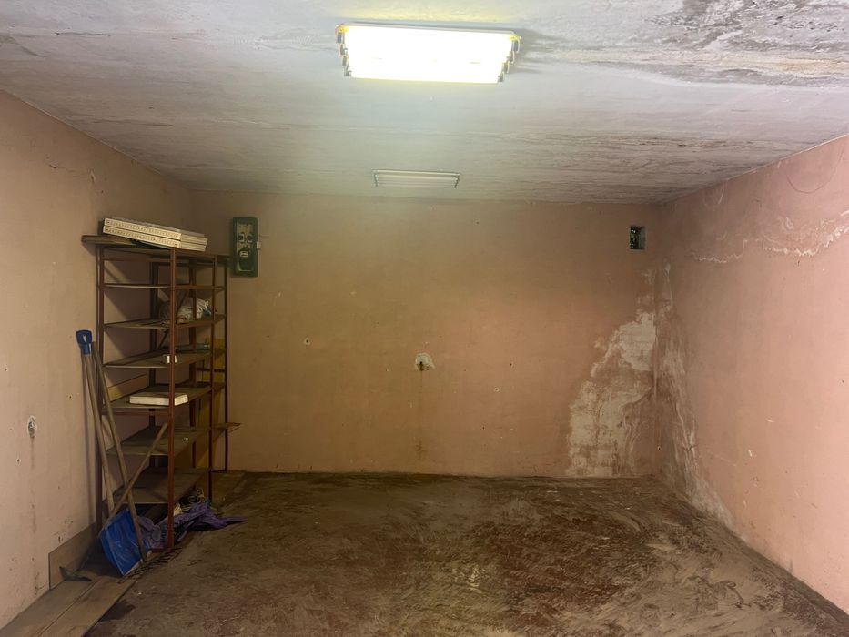 Окремий гараж на 2 авто