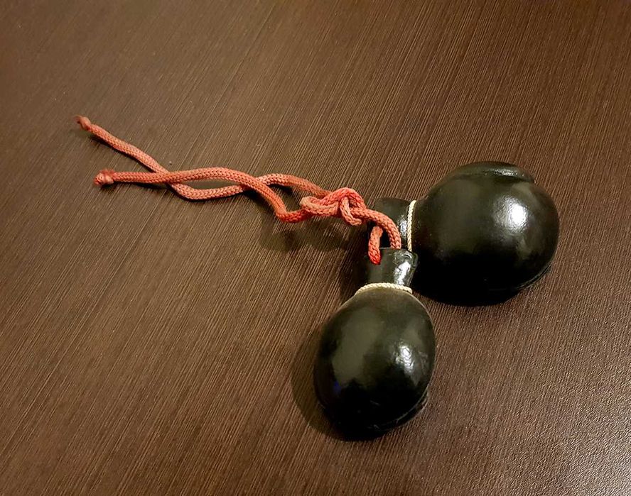 par de luvas de boxe em miniatura (1973)