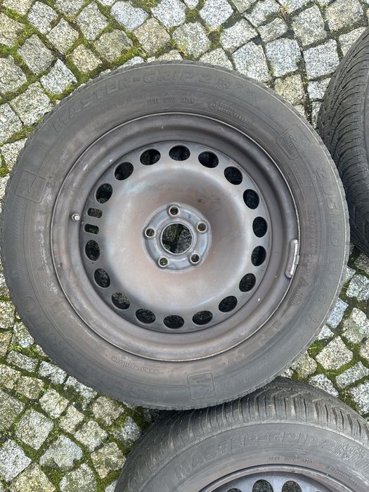 Kola zimowe astra j 5x105 16 cali z oponami