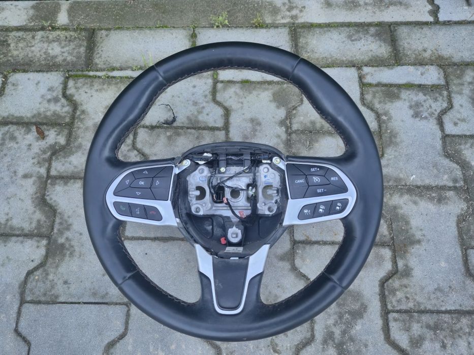 Kierownica chrysler pacifica 17-24r