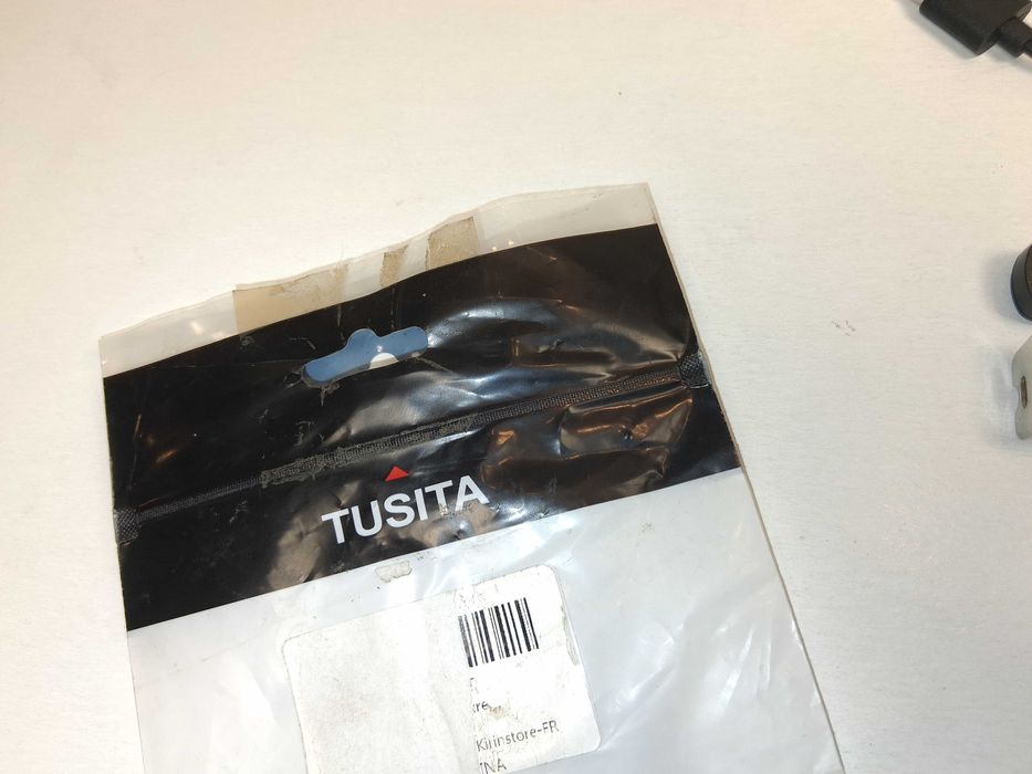 N108 Kabel Ładowarka Magnetyczna USB Do Smartwatcha 1m Czarna