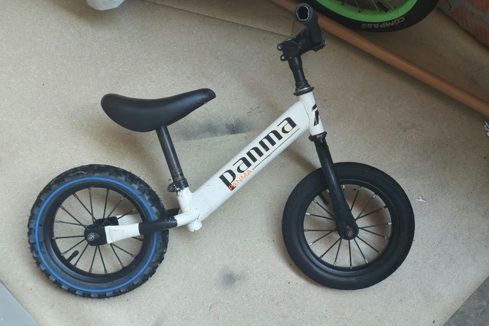 Дитячий біговіл Panma