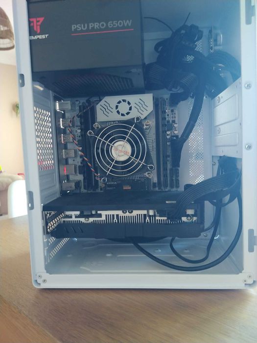 Complete Gaming PC with Xeon, 32GB DDR4, 1TB NVMe SSD, AMD RX 580 8GB + Extras64738939941378121