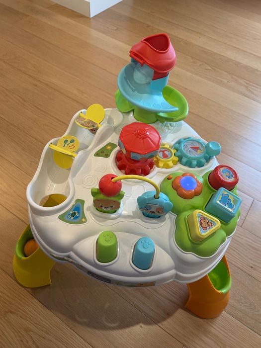 Mesa atividades para bebés