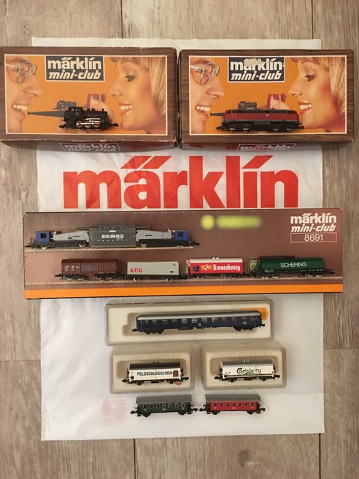 Comboio Märklin mini club - Z (1:220) - pista comleta, já montada.