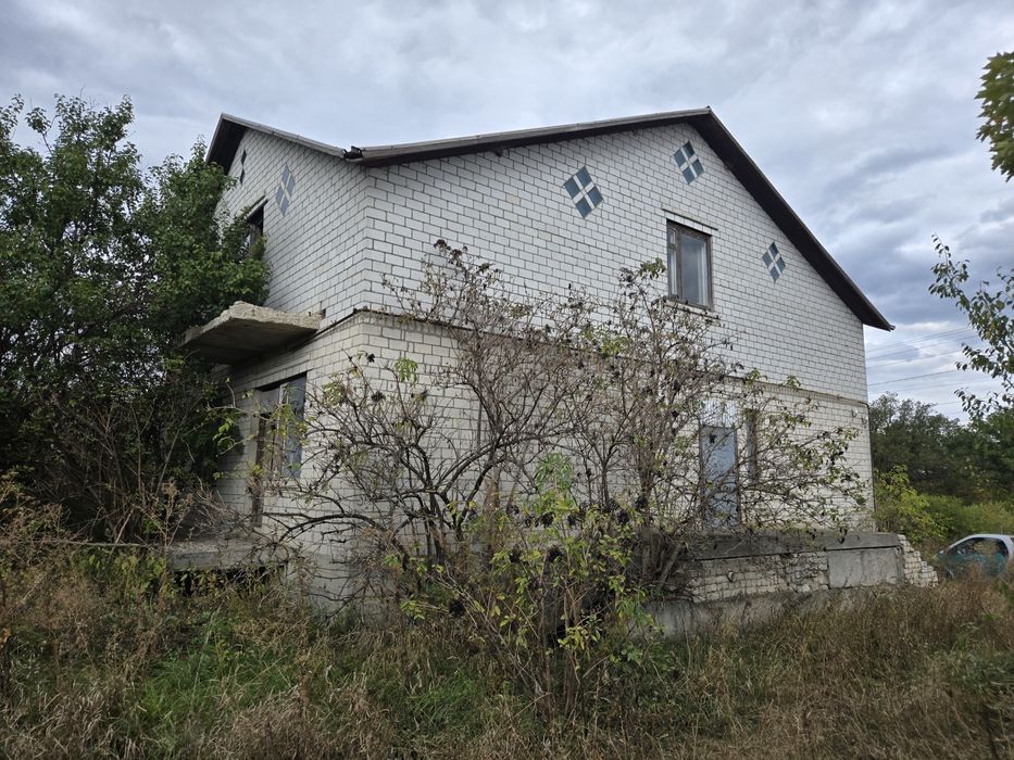 Продам будинок у сел. Бірки