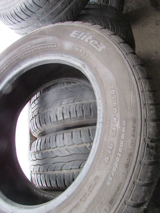 205/60/15 дві пари літньої гуми Matador Elite3 i Sava Intenso H/P
