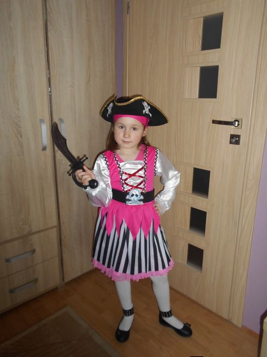 Strój kostium piratka 6-8 lat