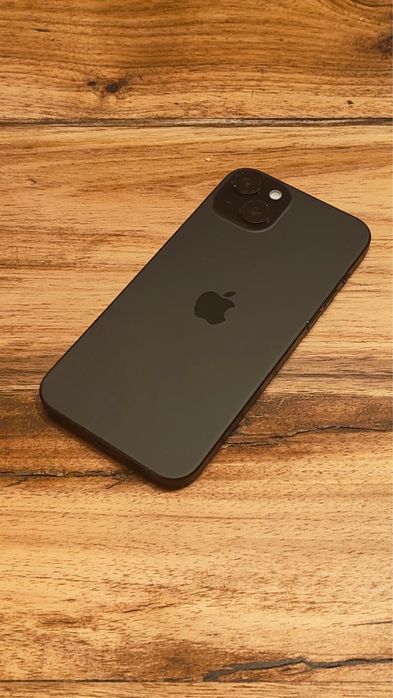 Iphone 15 plus usado