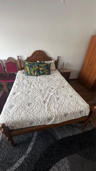 Cama com colchão