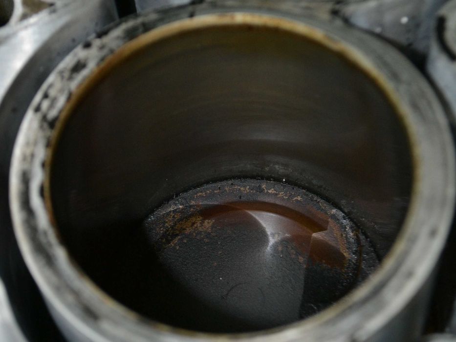 Blok silnika  tłoki korbowody HYUNDAI KIA 1.4 16V  G4FA