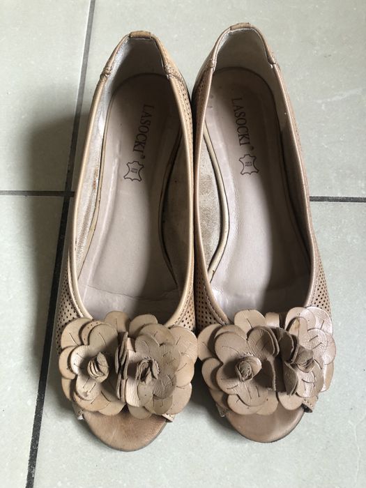 Buty skórzane Lasocki bezowe - r. 37 - stan bdb