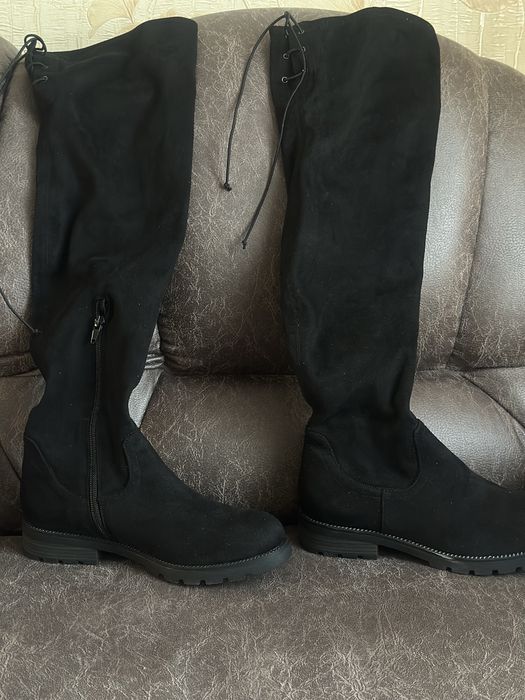 Ботфорти повністю нові