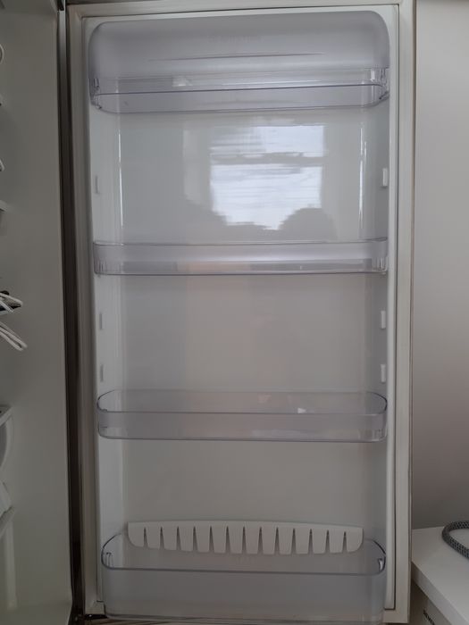 Frigorifico Ariston (peças)