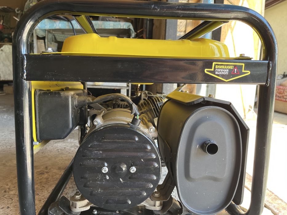 Генератор бензиновий 3 кВт Кентавр КБГ283а