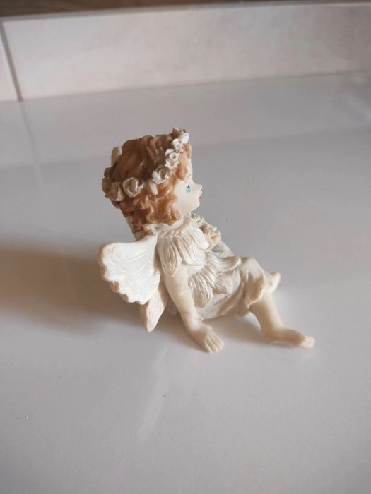 Aniołek Ceramiczny Siedzący
