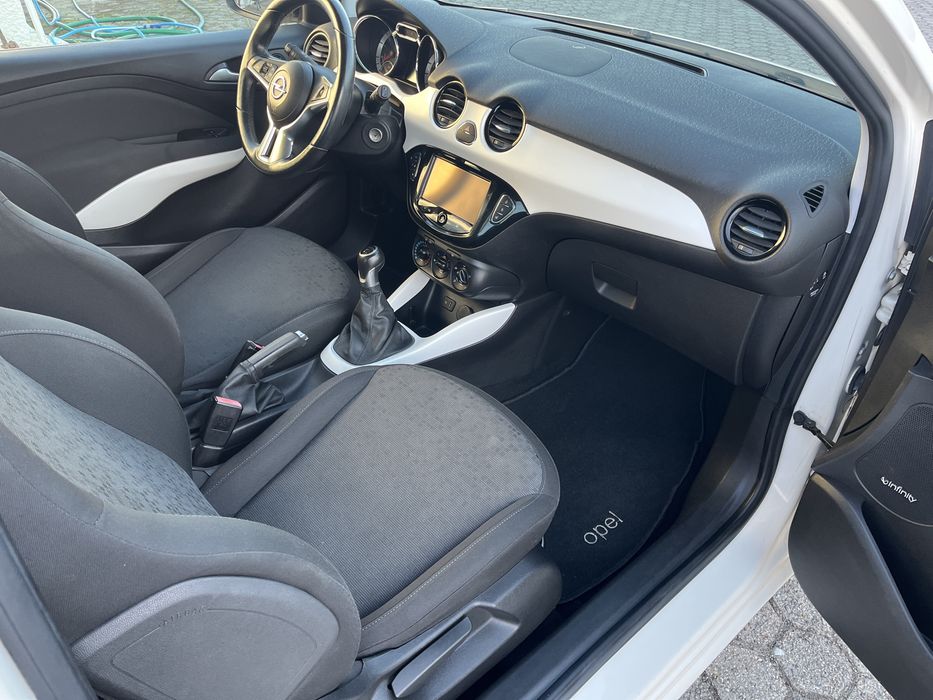 Opel Adam, ano 2014