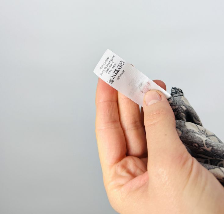 Czarna sukienka w drobne beżowe kwiaty XXL 44 George