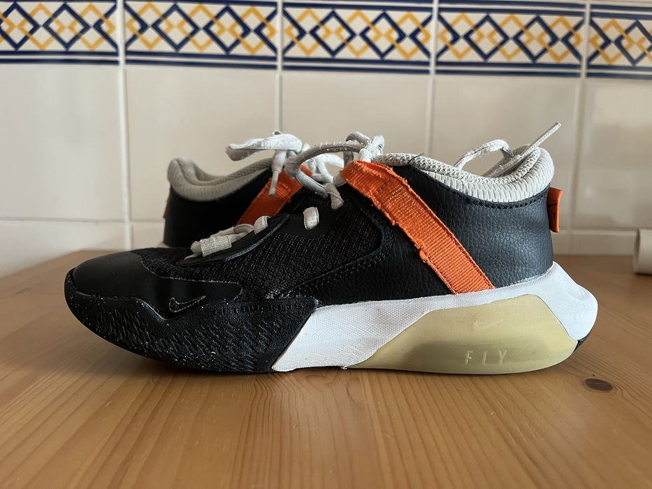 Ténis de Basquetebol Nike