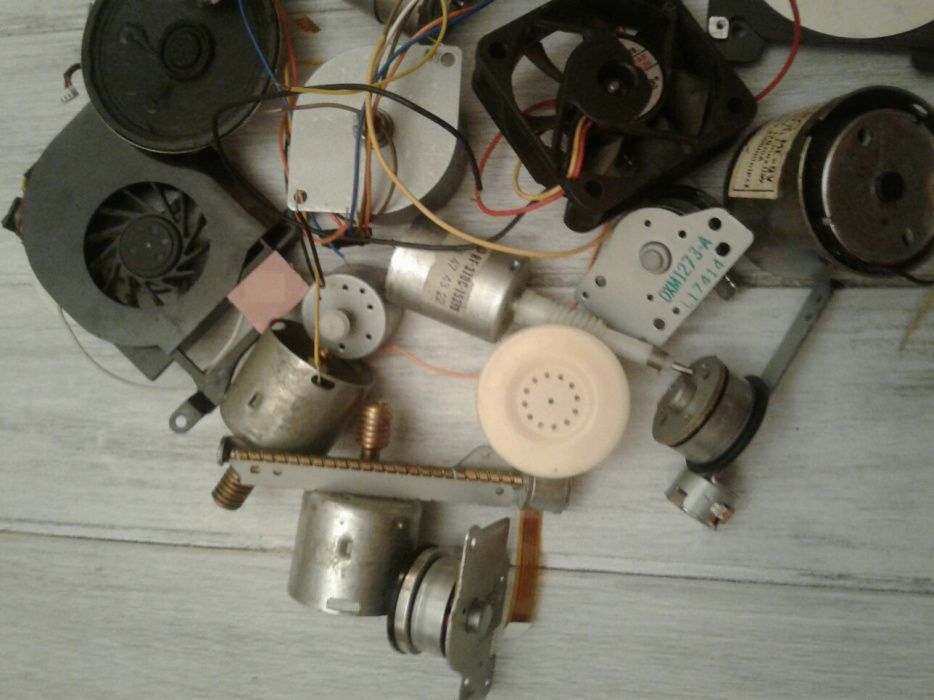 Двигатели от и для различных приборов