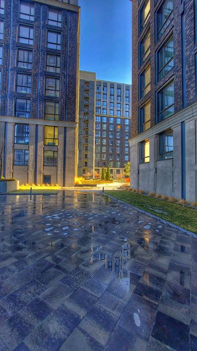 Продам 1 кімн ЖК Женева, 49.3 кв.м., центр, рн стадіона Металург, IQ