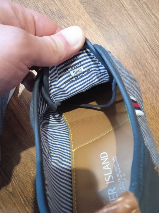 Продам чоловічі кеди бренду River Island