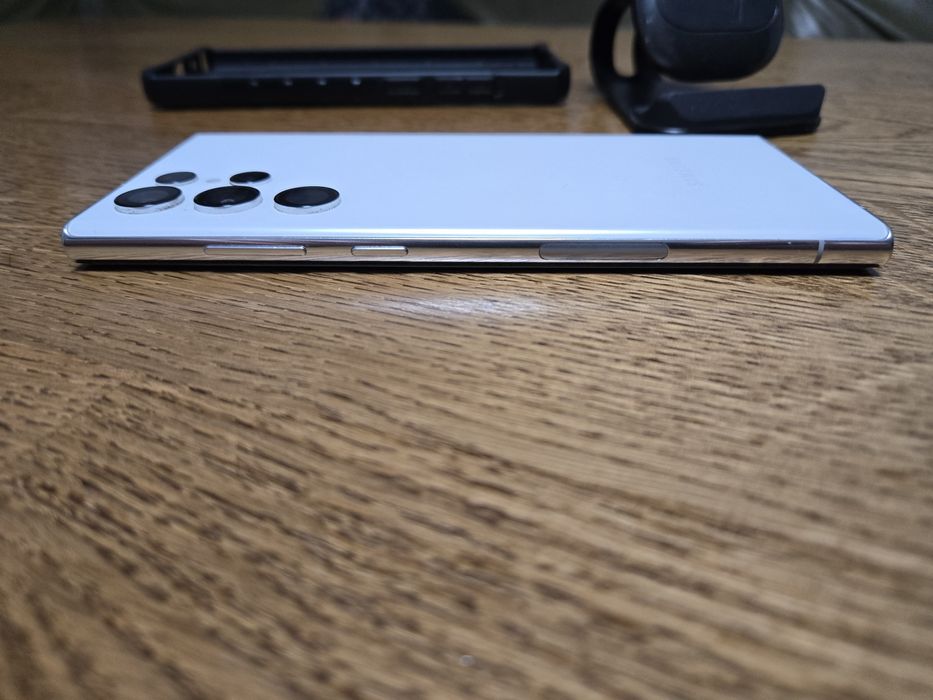 Samsung Galaxy S22 Ultra 5G 12/512GB Snapdragon Android 16 идеал