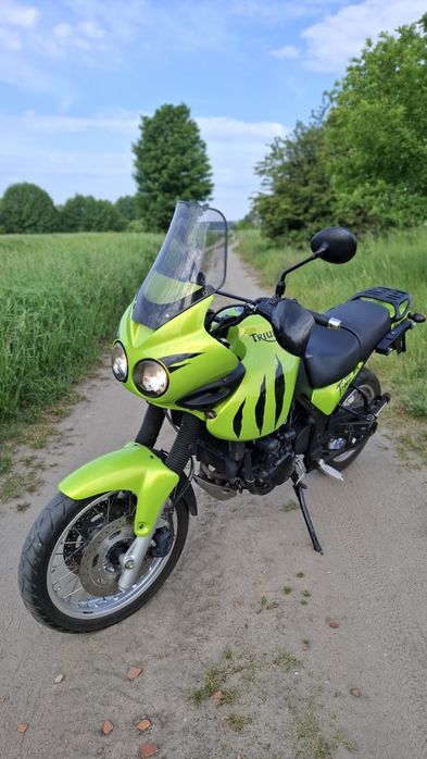 Triumph Tiger 955i duże turystyczne enduro adventure
