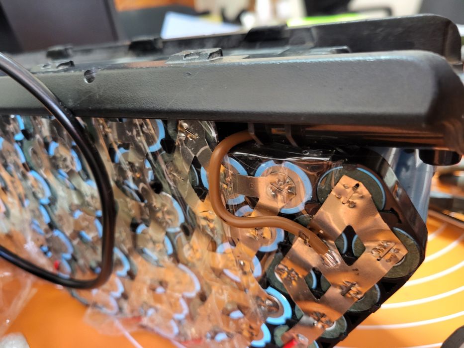 Перепаковка акумуляторів для будь-яких пристроїв.