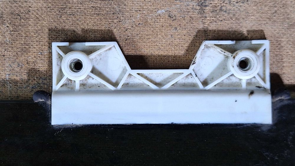 Ford Kuga MK2 szyba drzwi lewy tył