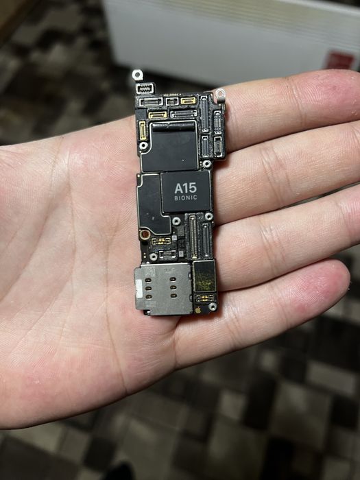 Материнская плата iphone 13 pro 256