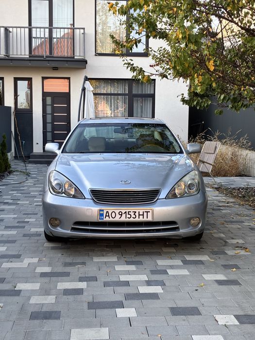 Lexus es300 2004рік