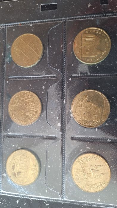 Momety 2 zł w cenie nominału