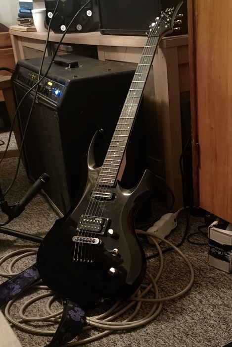Gitara elektryczna ESP Ltd f-10 BLK