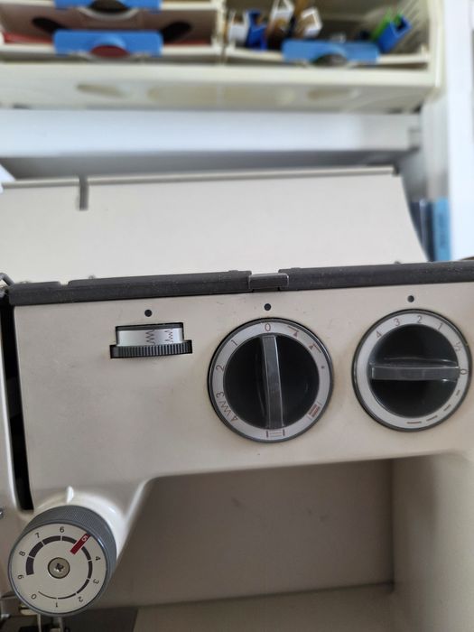 Gosta de costurar -Esta a sua máquina de costura portátil