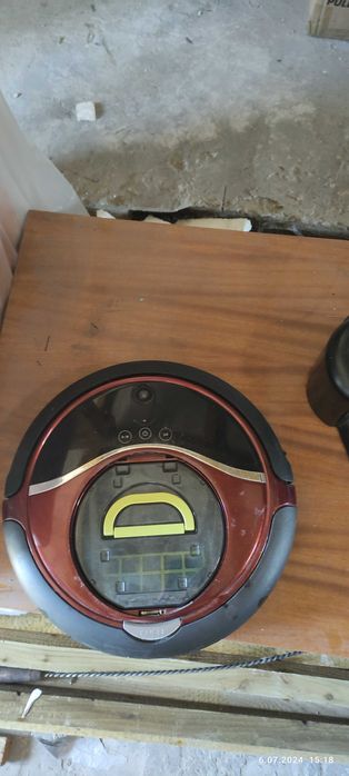 Robot-Odkurzacz  automatyczny Moneual