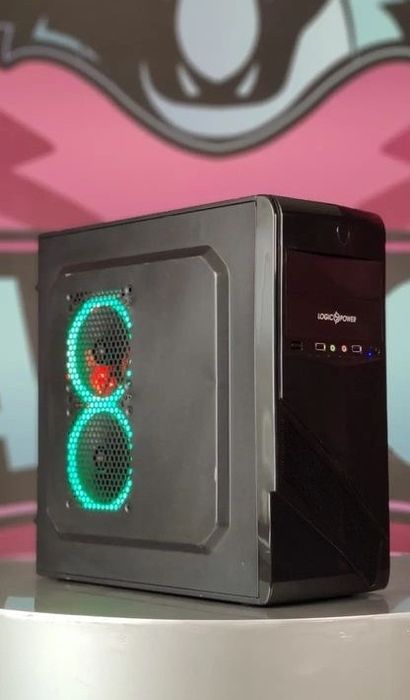 Комп'ютер в отличном состояній