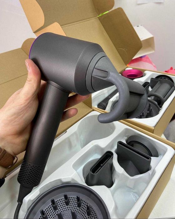 Фен Dyson Supersonic з 5 магнітними насадками та іонізацією 1600W