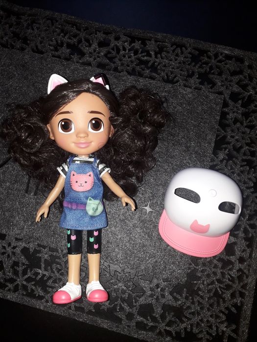 Lalka Gani z koci domek Gabi