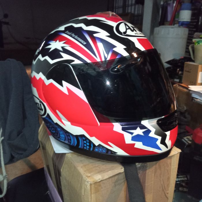 Para venda capacete Arai
