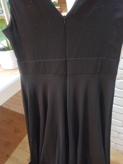 Piękna elegancka wieczorowa suknia 42 44