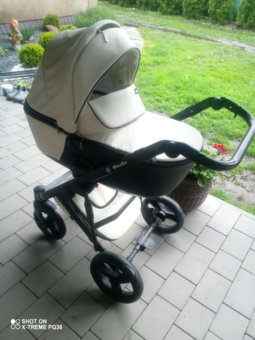 Продається в хорошому стані 2 в 1,